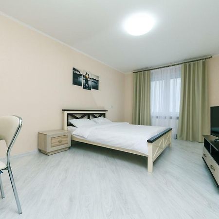 Видовая Квартира Yaroslavichi-2 Wyschhorod Exterior foto
