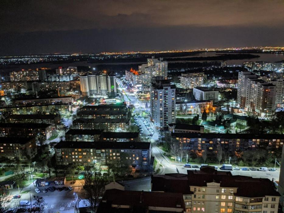 Видовая Квартира Yaroslavichi-2 Wyschhorod Exterior foto